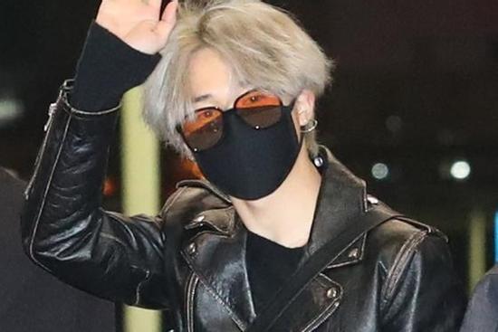 Jimin (BTS) lên top tìm kiếm chỉ nhờ đổi màu tóc xám