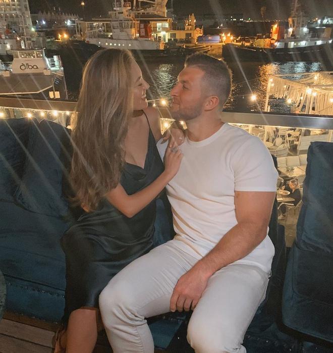 Hoa hậu Hoàn vũ 2017 kết hôn với tuyển thủ bóng chày-7