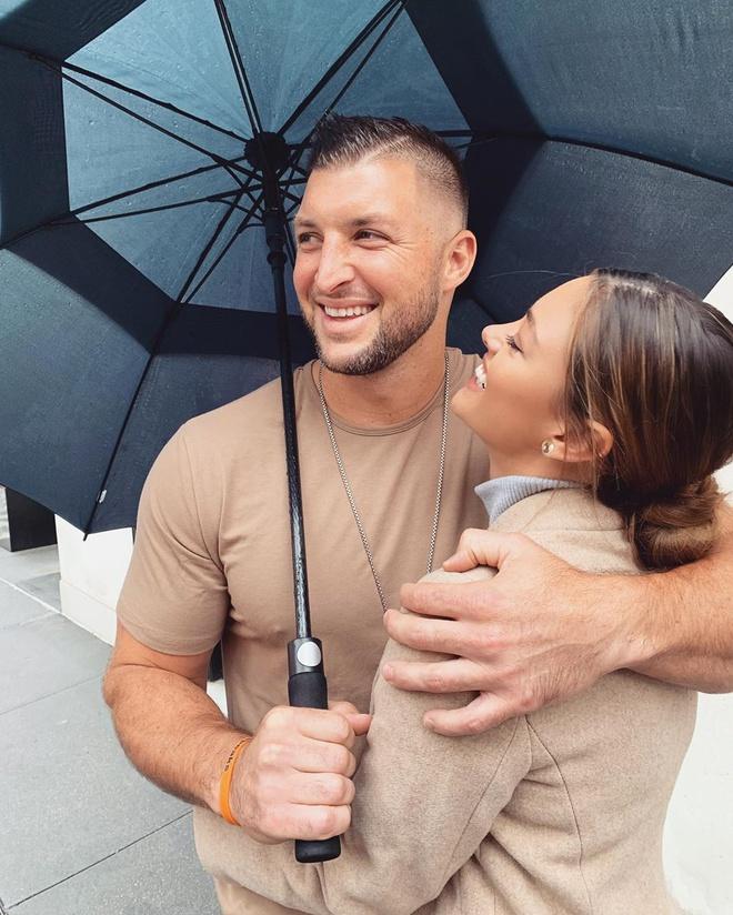 Hoa hậu Hoàn vũ 2017 kết hôn với tuyển thủ bóng chày-10