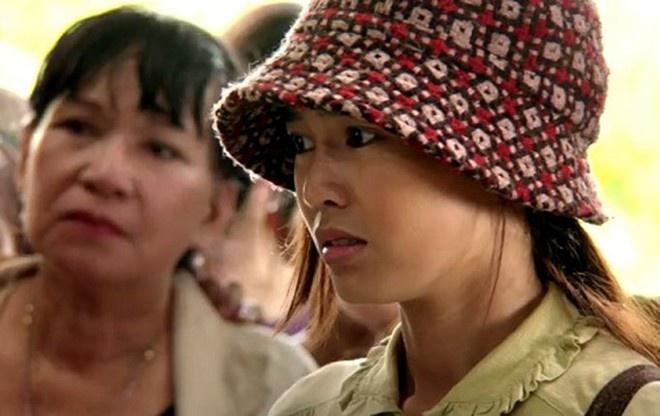 "Trúng số" là một phim của Dustin Nguyễn, ra mắt dịp Tết Nguyên đán 2015 với sự tham gia của Chí Tài, Ninh Dương Lan Ngọc, Thu Trang và Kim Xuân. Thuộc dòng phim hài nhưng phim cũng chứa đựng một câu chuyện ý nghĩa. Nhờ vậy Trúng số trở nên tương đối khác biệt so với nhiều tác phẩm cùng thể loại. Tuy được giới chuyên môn đánh giá tốt, song thực tế phim không thu hút được khán giả đại chúng. Doanh thu của phim không được nhà sản xuất công bố công khai.