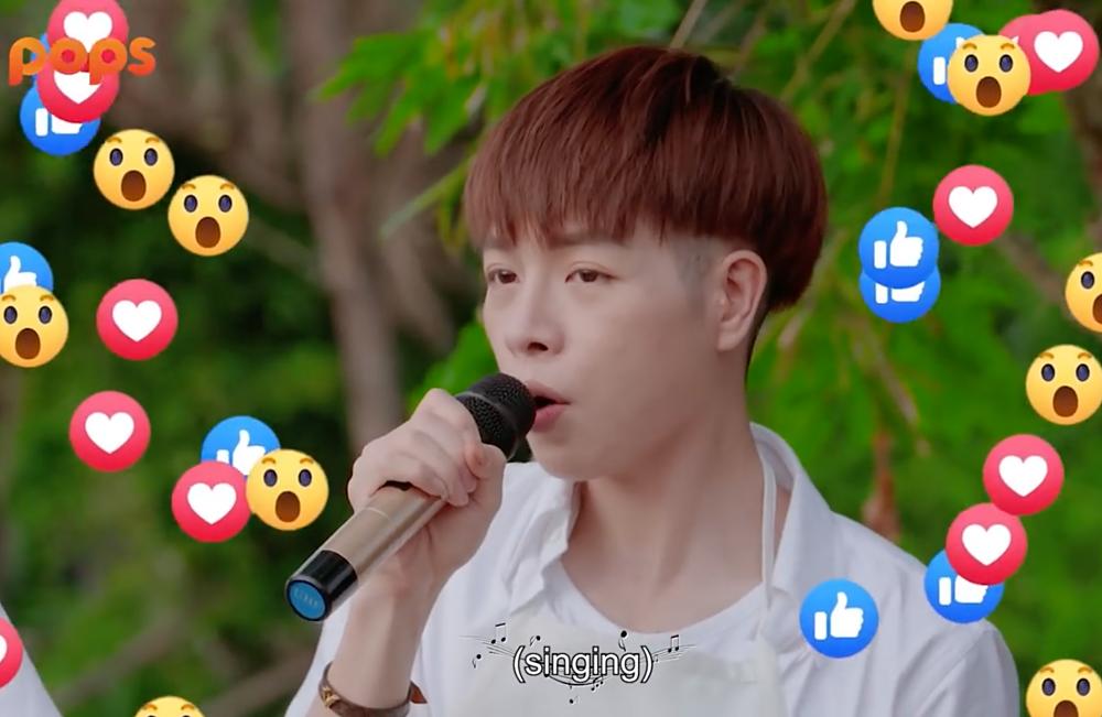 Đức Phúc đang hát nhưng vẫn mê ăn, nhắc Trường Giang coi chừng cháy món tủ-5