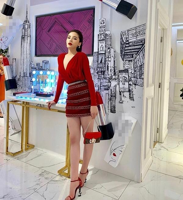 Năm mới lên đồ đỏ rực, đa phong cách như đôi tình nhân Kỳ Duyên - Minh Triệu-8