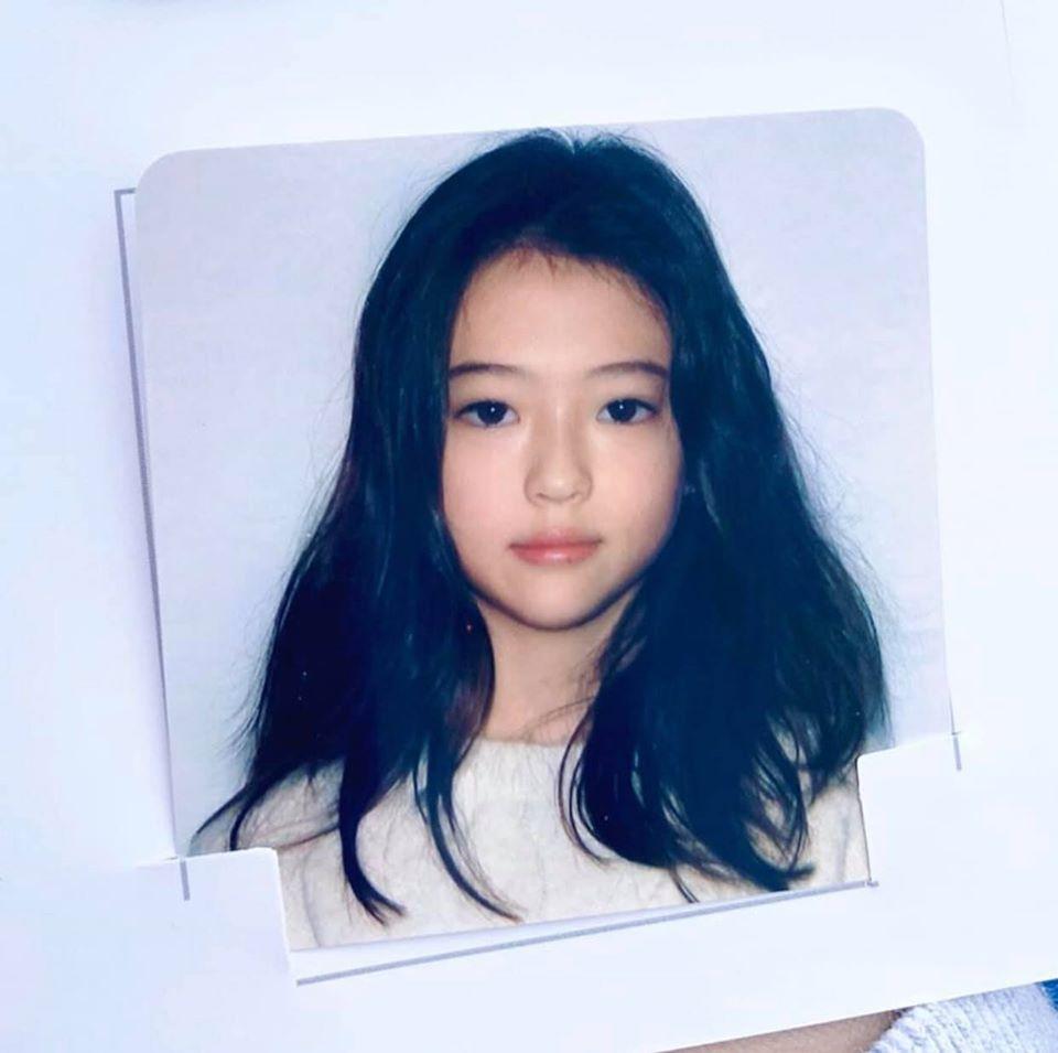 Nhan sắc cực phẩm của mẫu nhí được cho là em ruột của Jennie BlackPink-10