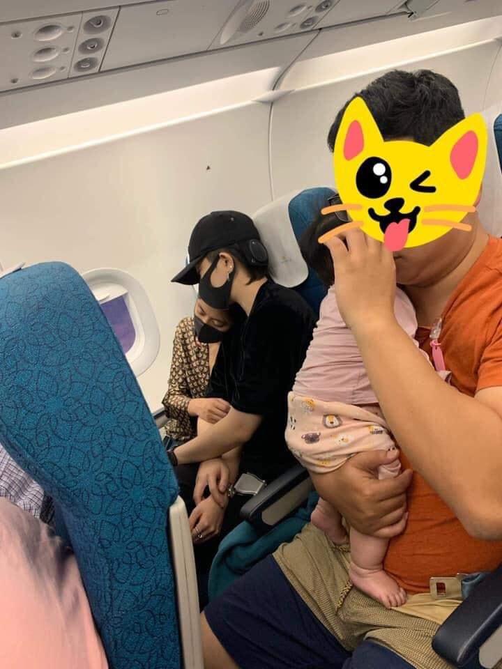 Gil Lê đưa bố mẹ tới tiệc cảm ơn của Hoàng Thùy Linh, nghi vấn cặp mỹ nhân hẹn hò đã lên đỉnh điểm-7