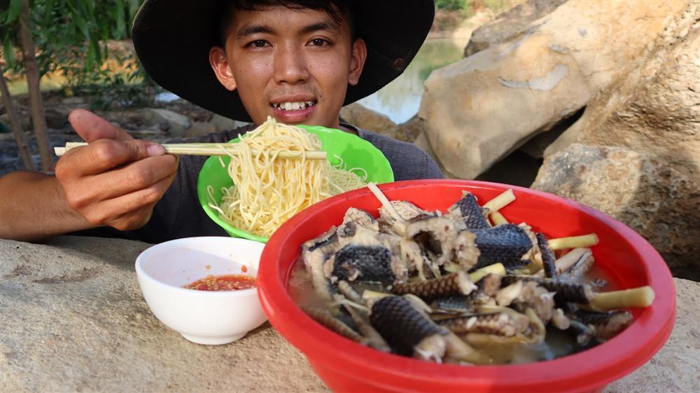 Nam YouTuber ngậm ngùi mất hàng nghìn USD từ YouTube: Lý do bất ngờ-5