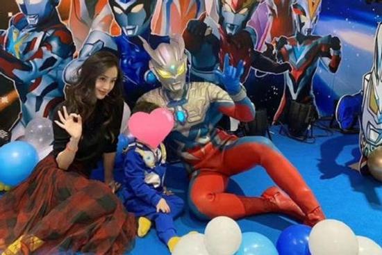 Angela Baby xuất hiện hạnh phúc bên Huỳnh Hiểu Minh, tin đồn ly hôn đã có lời giải đáp