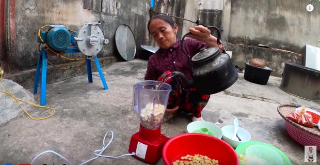 Tự biến tấu món kim chi củ hành, bà Tân Vlog làm ai cũng té ngửa khi hướng dẫn cách thưởng thức-2