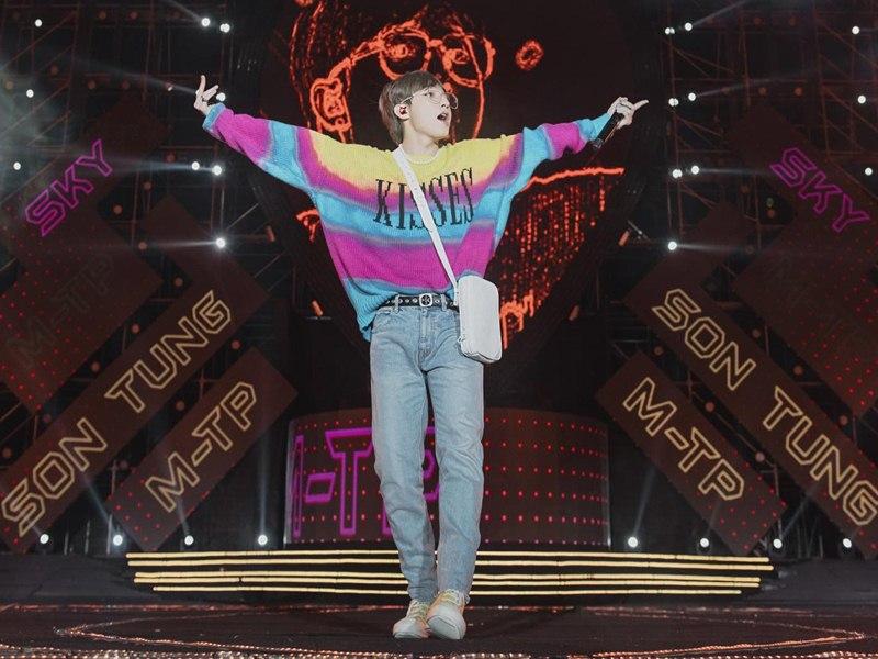 Hai lần đụng hàng Justin Bieber, Sơn Tùng đều thắng đẹp-4