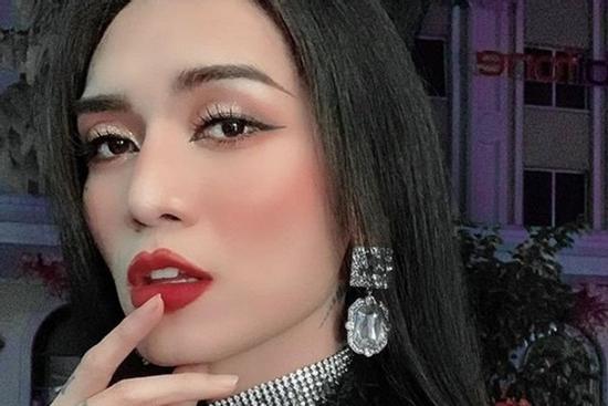 BB Trần giả gái cực xinh nhưng sự chú ý của dân mạng lại đổ dồn vào vòng 1