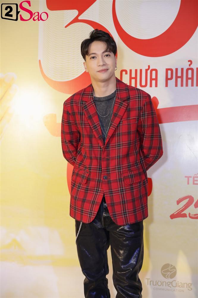 2 cặp vợ chồng Trường Giang - Nhã Phương và Ông Cao Thắng - Đông Nhi áp đảo thảm đỏ 30 chưa phải Tết-12