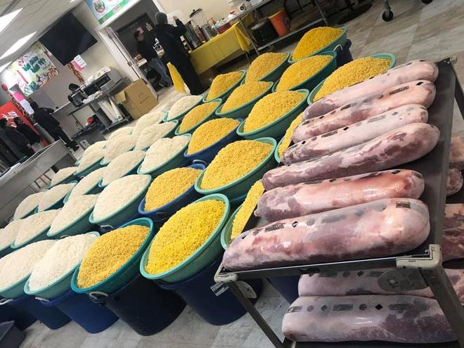 Dân mạng thi nhau khoe ảnh gói bánh chưng đón Tết-5