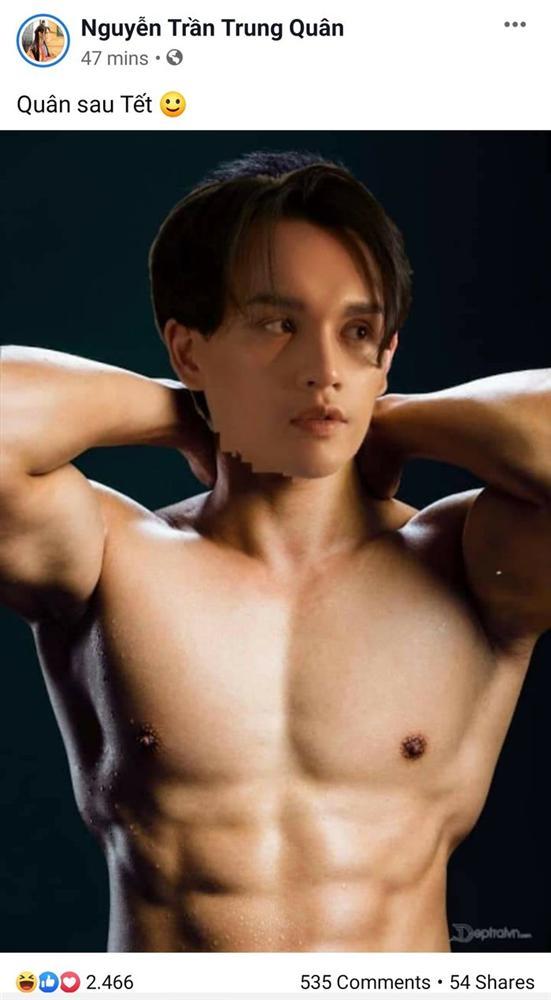 Sau phát ngôn đụng chạm idol Kpop, Trung Quân mạnh dạn khoe body 6 múi dù là hàng fake-1