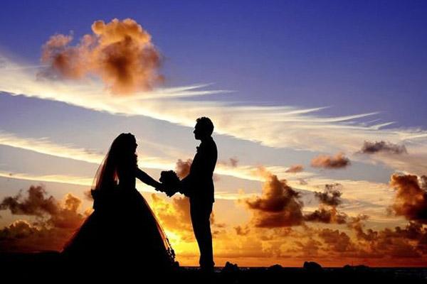 Phát hiện chồng say nắng, vợ lấy 750 nghìn làm một việc rồi cười rút 20 triệu đi du lịch-3