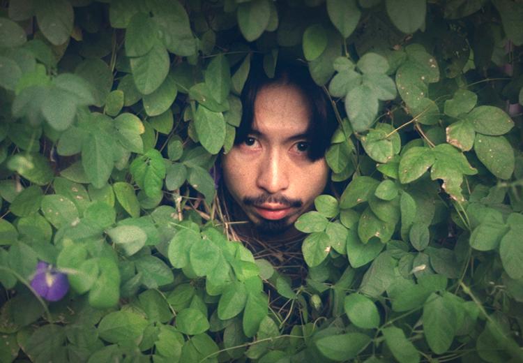 Ngoài Jack, đây là nam ca sĩ có khả năng cứ ra nhạc là auto hit còn chiếm luôn no.1 top trending-4