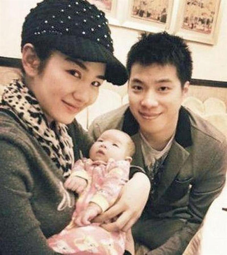 Những cặp sao Hoa ngữ liên tục đấu tố, bóc phốt nhau sau khi chia tay-7