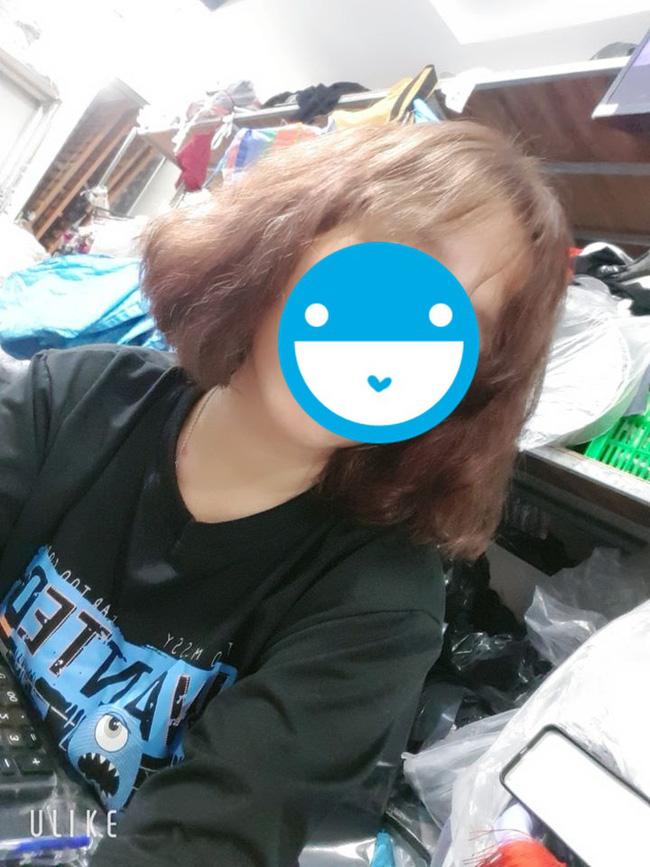 Bức ảnh phái đẹp xếp hàng làm tóc khiến dân mạng lo ngay ngáy, nếu lỡ bị bỏ quên thì không biết phải làm sao-2