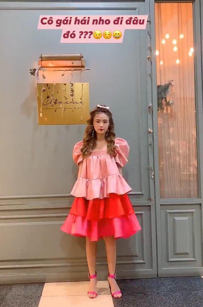 Lên đồ màu sắc ăn Tết sớm, Midu bỗng hóa búp bê bị hư khi cố cưa sừng làm nghé-1