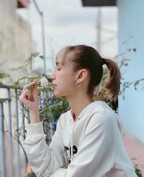 Lynk Lee gây sốc với khoảnh khắc chụp góc nghiêng nữ tính với tóc đuôi gà-3