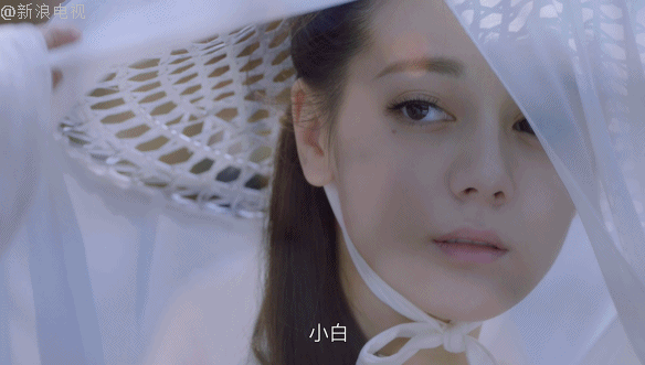 Tam sinh tam thế của Địch Lệ Nhiệt Ba gây cười vì kỹ xảo và tạo hình-3