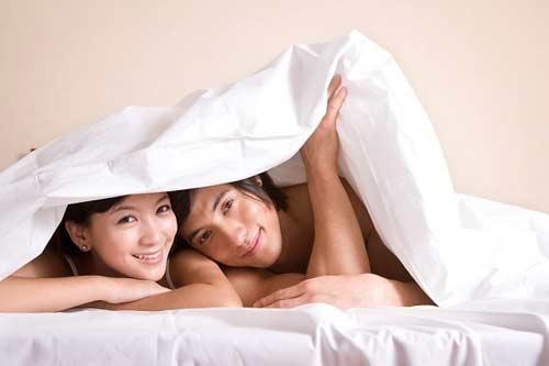 Thực hư chuyện vợ chồng kiêng chuyện ấy vào đêm giao thừa để tránh xui xẻo?-1