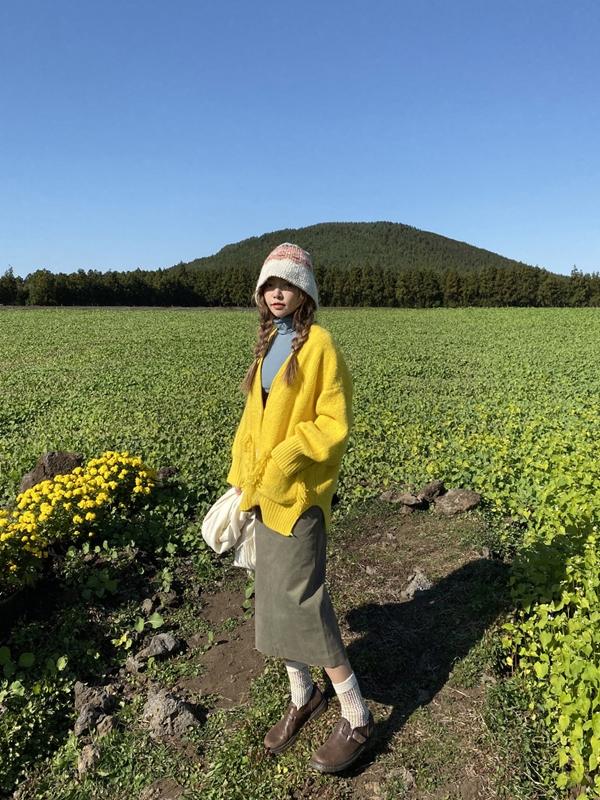 Không chỉ có đỏ, những tông màu sau đây cũng nổi bật và may mắn để diện dịp Tết nguyên đán-6