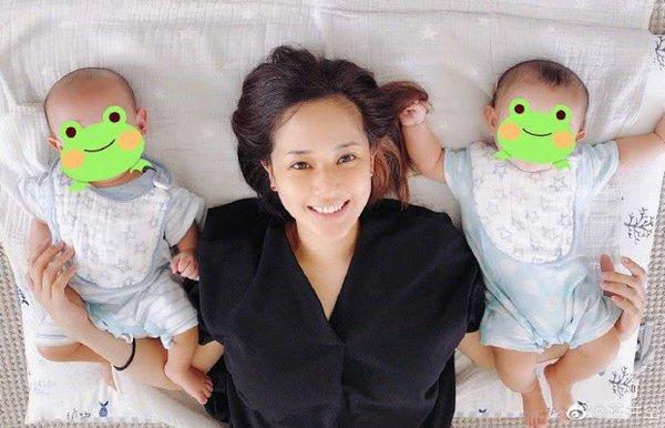 Nữ hoàng phim 18+ sau sinh 8 tháng mới giảm được cân, mặc váy cưới khoe dáng bên bãi biển-6