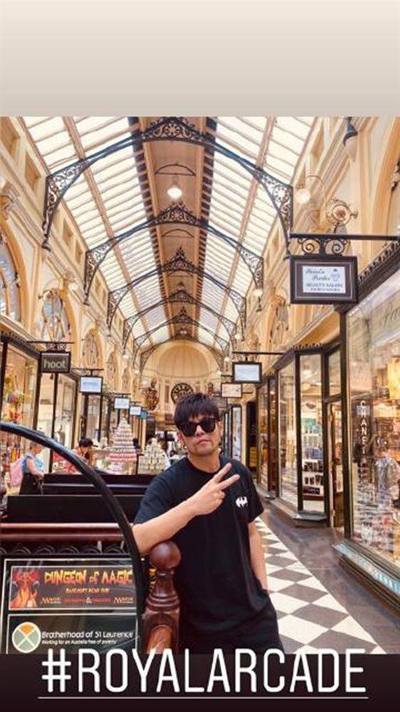 Thực hư Châu Kiệt Luân phải ngồi trong xe cách ly tại sân bay vì bị nghi nhiễm virus corona-4