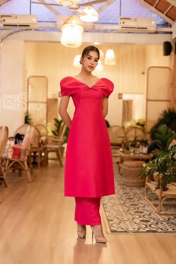 Hoa hậu Trần Tiểu Vy: Tôi từng bật khóc tranh cãi gay gắt với mẹ-11