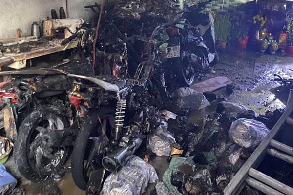 Vì sao có tục Mùng 1 Tết cha, mùng 2 Tết mẹ, mùng 3 Tết thầy?-3