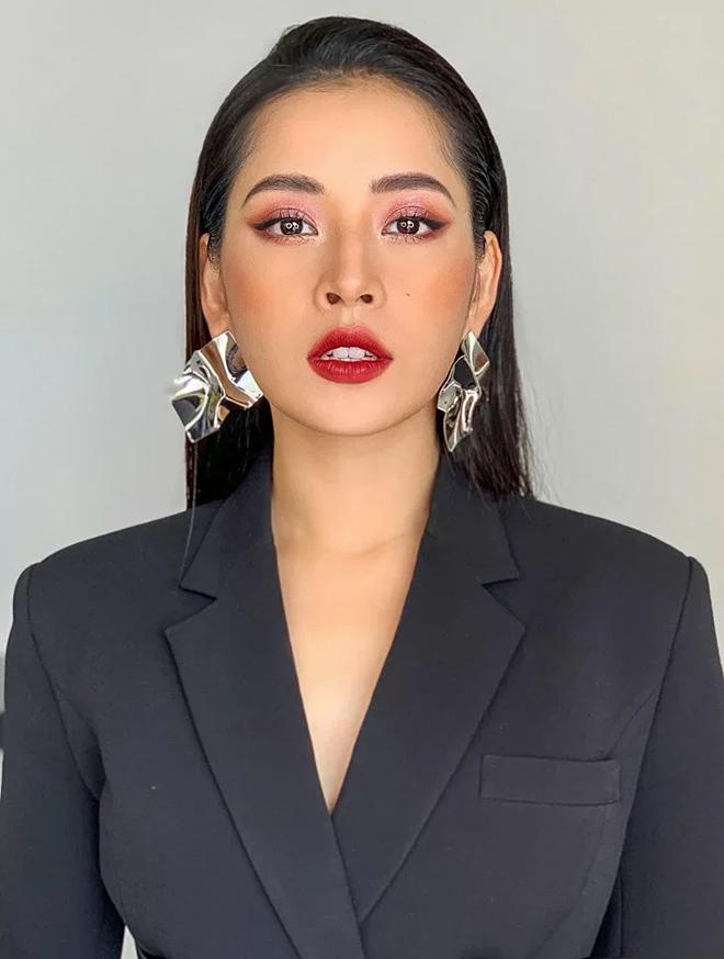 Chi Pu xứng đáng danh hiệu best face: Đẹp bất chấp mọi layout trang điểm-5