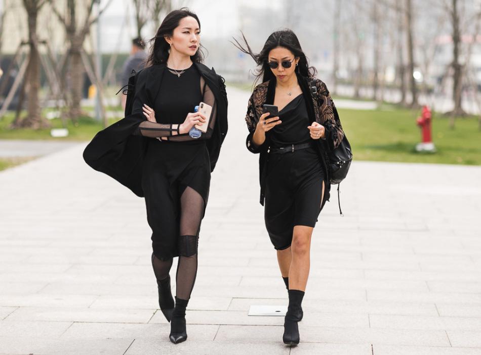 Nên tránh mặc 2 kiểu trang phục này để không hứng nghiệp ngay đầu Xuân năm mới-1