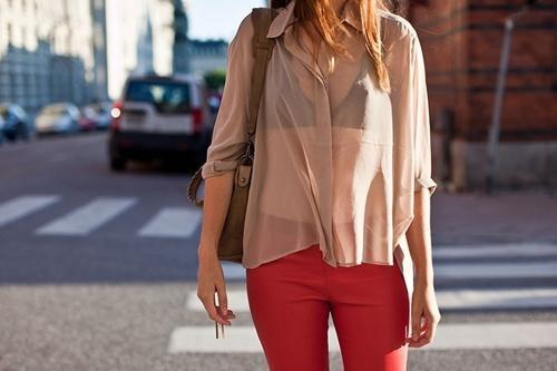 Nên tránh mặc 2 kiểu trang phục này để không hứng nghiệp ngay đầu Xuân năm mới-3