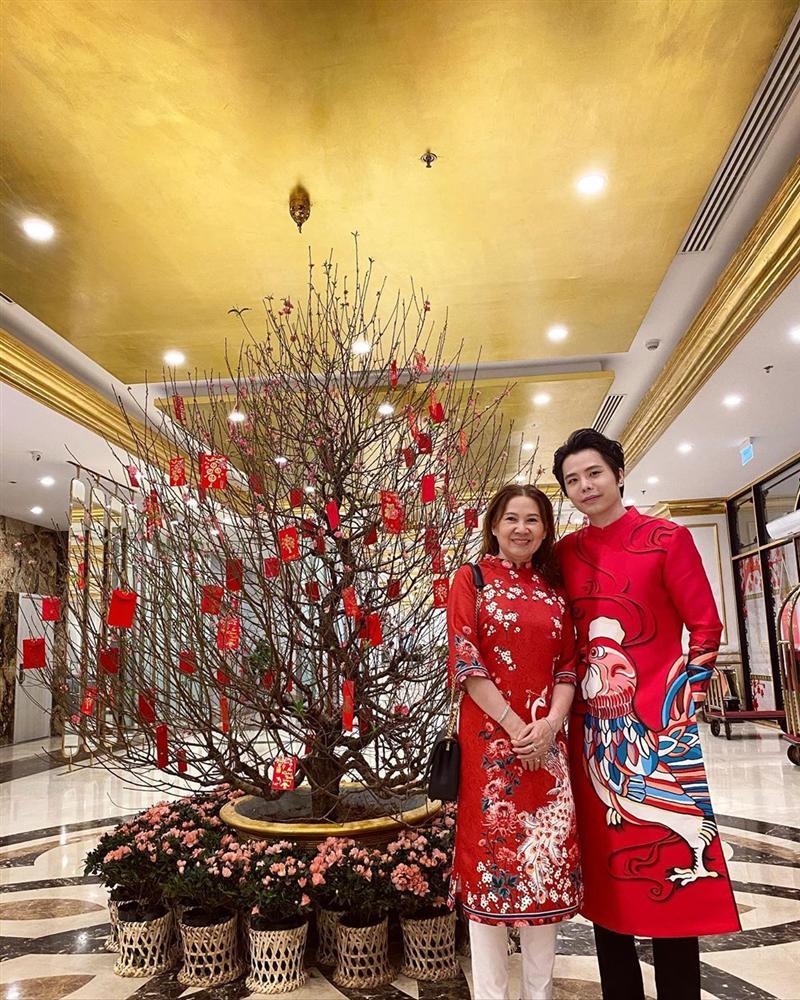 Sao Việt đón Tết bên gia đình: Quân số nhà Ngọc Trinh siêu đông mà vẫn bị nhà HHen Niê áp đảo-8