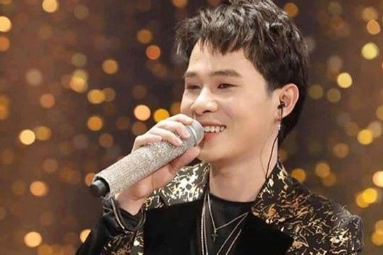 Màn hát live bị cắt sóng của Jack đêm 30 Tết