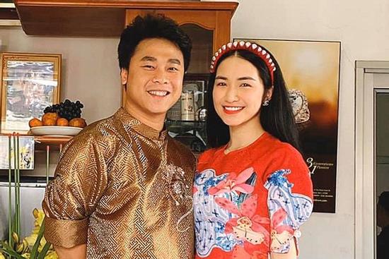 Về Long An ăn Tết sau tin đồn sinh con, Hòa Minzy đã là dâu con nhà thiếu gia Minh Hải?