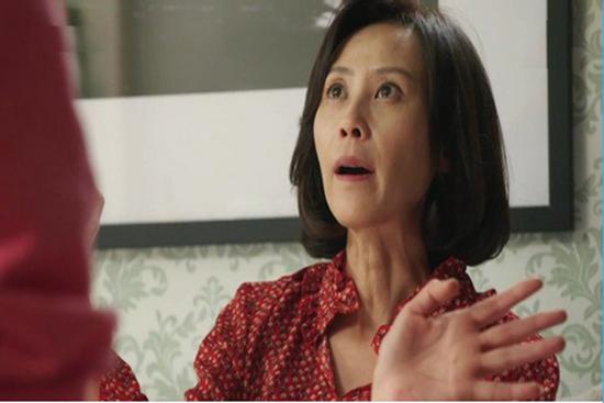 Sáng sớm mùng 2 Tết con dâu đã đứng giữa nhà chỉ tay đuổi chồng đi, tôi giận quá nói vài câu không ngờ lại gây ra sóng to gió lớn