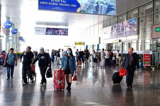 166 du khách Vũ Hán ở Đà Nẵng sẽ về Trung Quốc tối mai