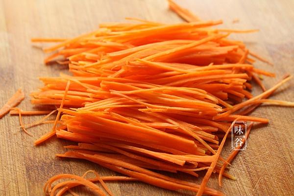 Giải ngán ngày Tết với món bắp cải cuộn rau củ, nhìn sang chảnh ngon hết nấc-2