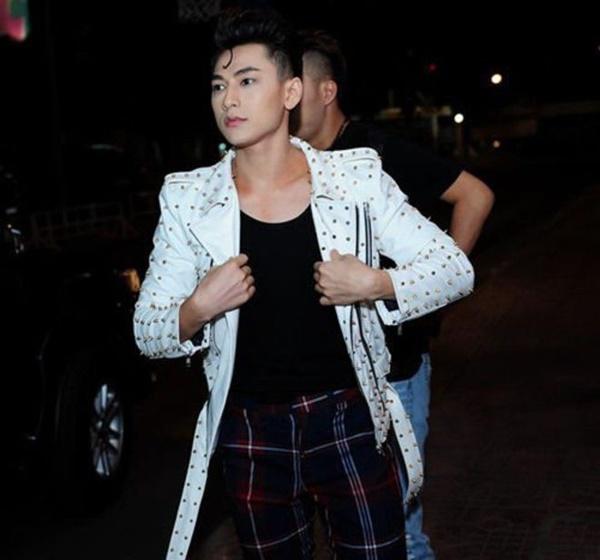 Riêng gì hội mỹ nhân, các nam thần Vbiz cũng chăm trang điểm đậm và chỉnh ảnh quá tay-14