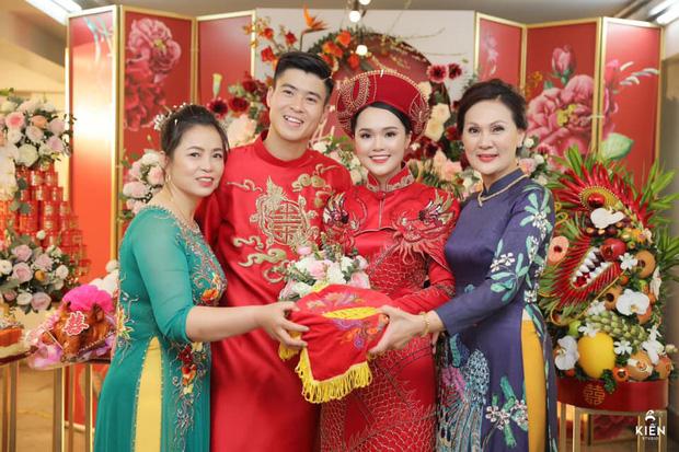Quỳnh Anh tiết lộ Duy Mạnh từng kiên trì cả năm để lừa mình, địa điểm tổ chức đám cưới cũng là nơi gặp gỡ lần đầu tiên-1