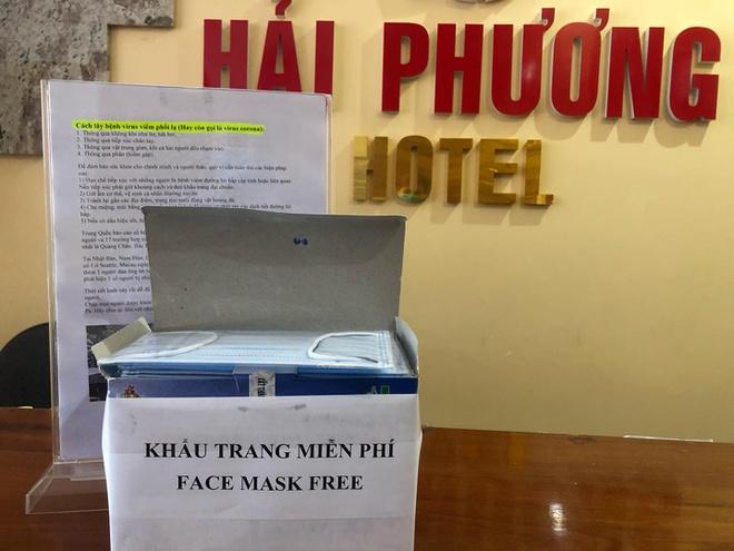 Du khách không chịu nhận phòng vì chỗ ở có người đến từ ổ dịch corona-2