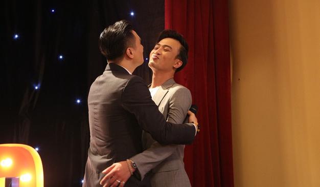 Hậu trường Doãn Quốc Đam hóa thân thành bồ nhí của Việt Anh-5