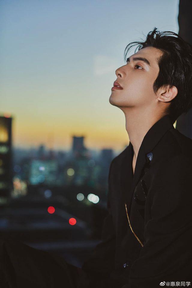 Dung mạo cực phẩm của Tống Uy Long - mỹ nam đang hot sau Vương Nhất Bác và Tiêu Chiến-10