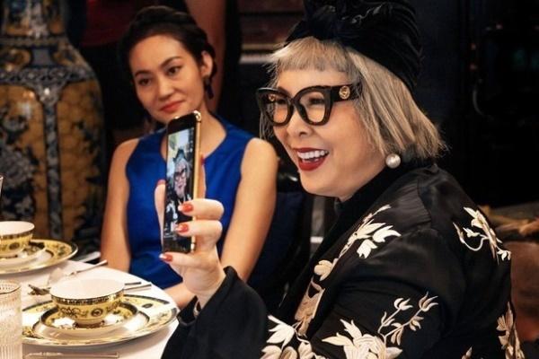 Cảnh nóng câu khách đã giết chết phim hài Tết?-4