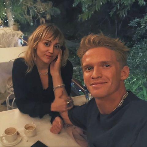 Miley Cyrus và Liam Hemsworth hoàn tất ly hôn-2