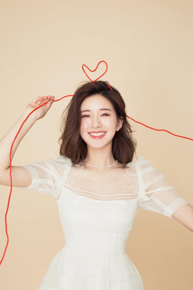 Những mỹ nhân sở hữu nụ cười đáng yêu, thuần khiết nhất làng giải trí Hoa ngữ-10