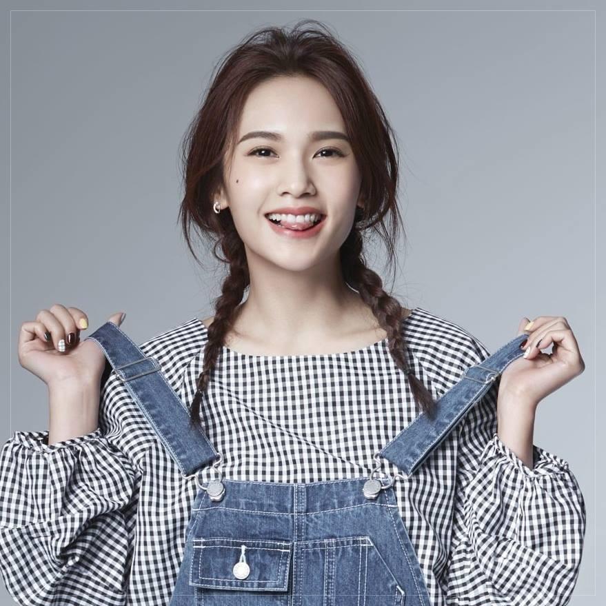 Những mỹ nhân sở hữu nụ cười đáng yêu, thuần khiết nhất làng giải trí Hoa ngữ-20