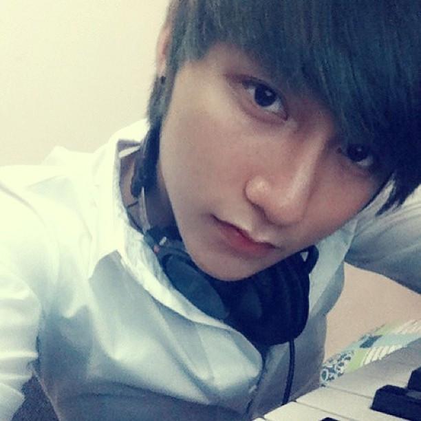 Lâu lâu để lại tóc thư sinh, Sơn Tùng M-TP gây bất ngờ với ngoại hình hệt như 10 năm trước-9