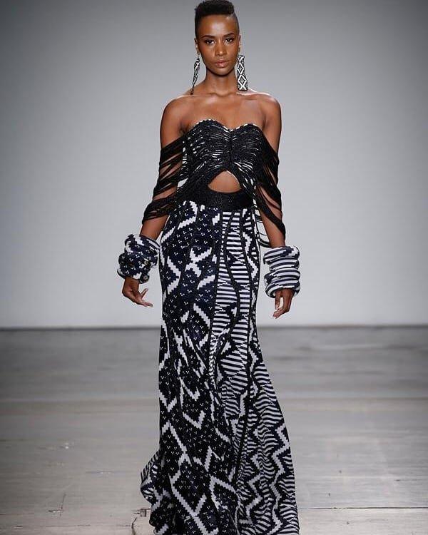 Cùng có nhược điểm hình thể không thể sửa nhưng HHen Niê và Miss Universe 2019 vẫn đẹp vang dội-3