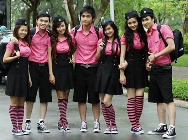 Hai thiên thần áo trắng tên Phương sau 10 năm: Cuộc sống trái ngược khó ngờ-1